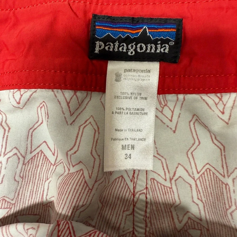 Patagonia Mens Board Shorts Size 34 Red Gray Patterned Swim‎ Trunks Nylon